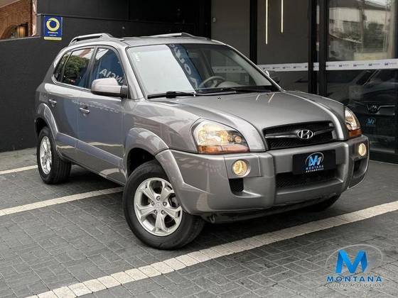 HYUNDAI TUCSON 2.0 MPFI GLS 16V 143CV 2WD GASOLINA 4P AUTOMÁTICO HYUNDAI TUCSON 2.0 MPFI GLS 16V 143CV 2WD GASOLINA 4P AUTOMÁTICO